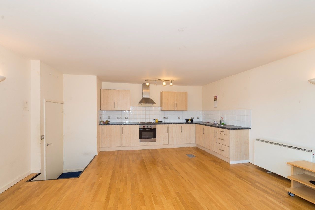 One Bedroom Flat To Let In The Vista Building Se18 The