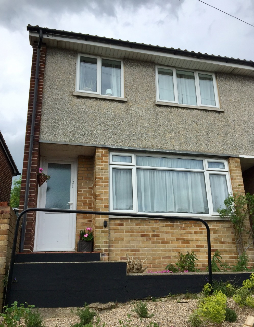 3 Bedroom House To Let In Romford