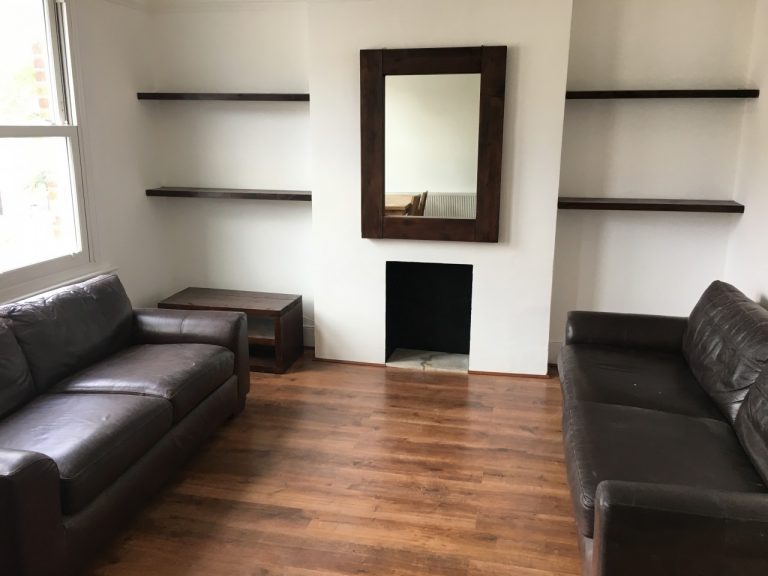 livign-room-2 - The Online Letting Agents Ltd