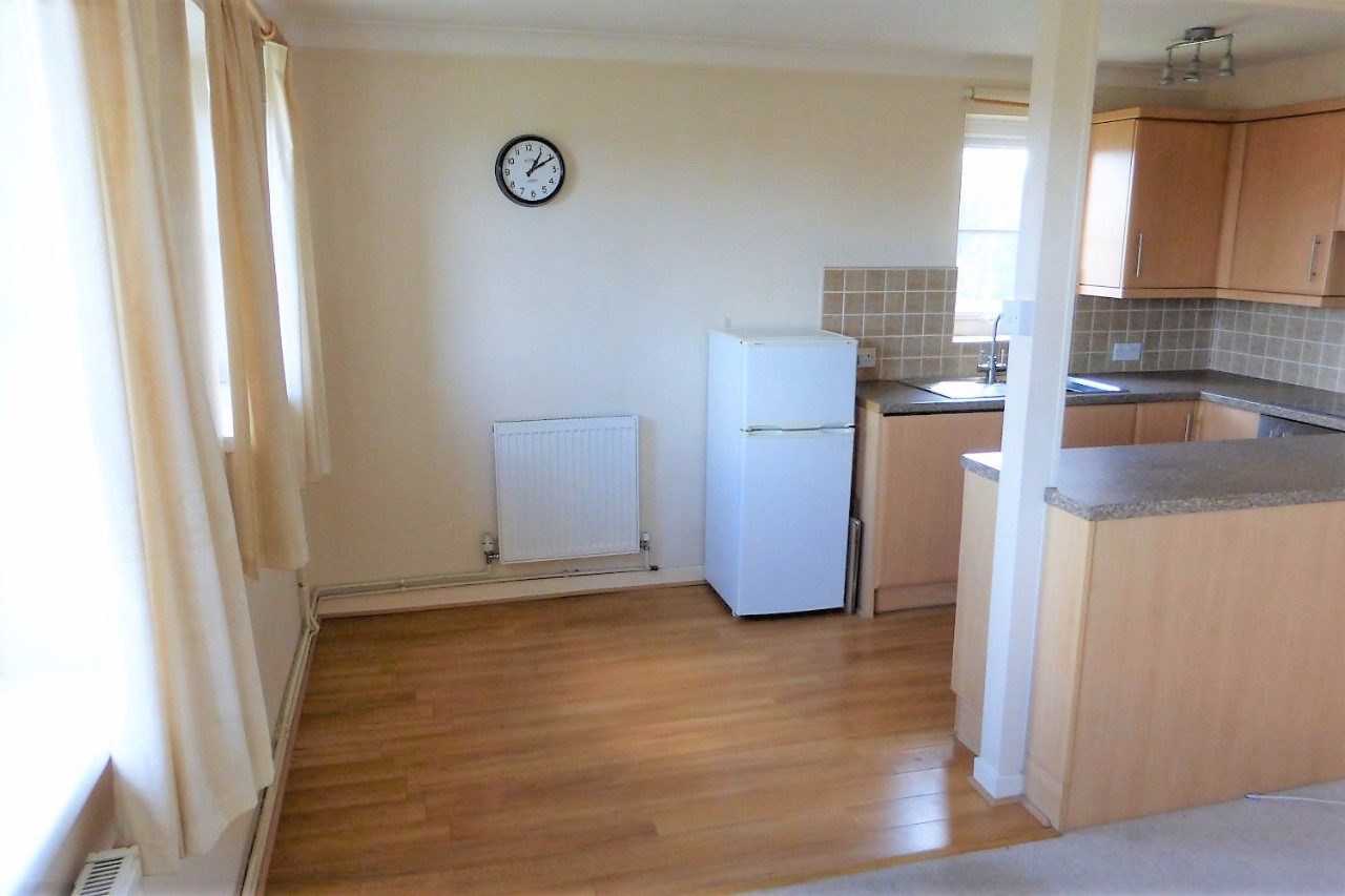 Delightful One Bedroom First Floor Flat To Rent In Aylesham The