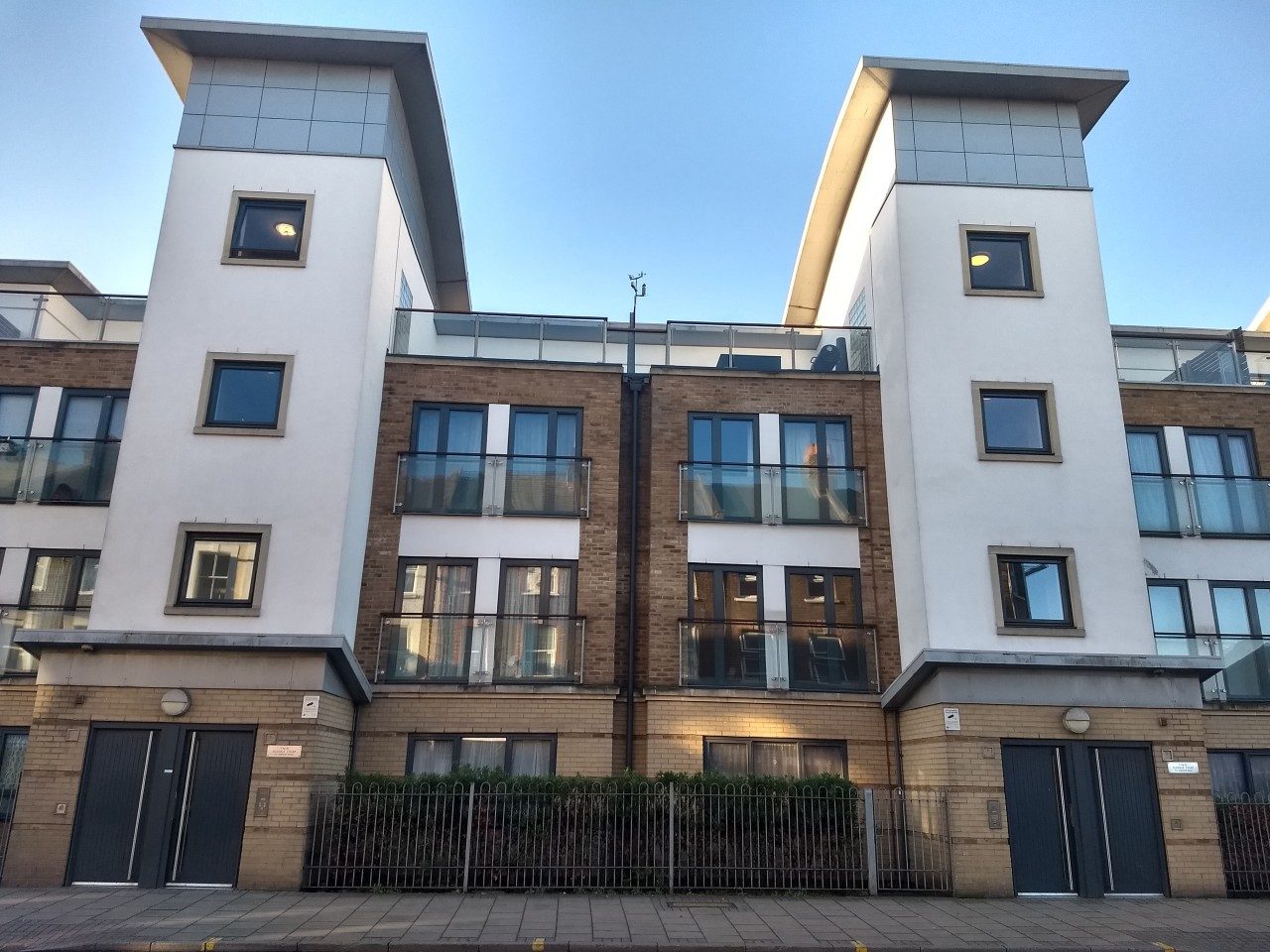 2 Bed Flat London Rent