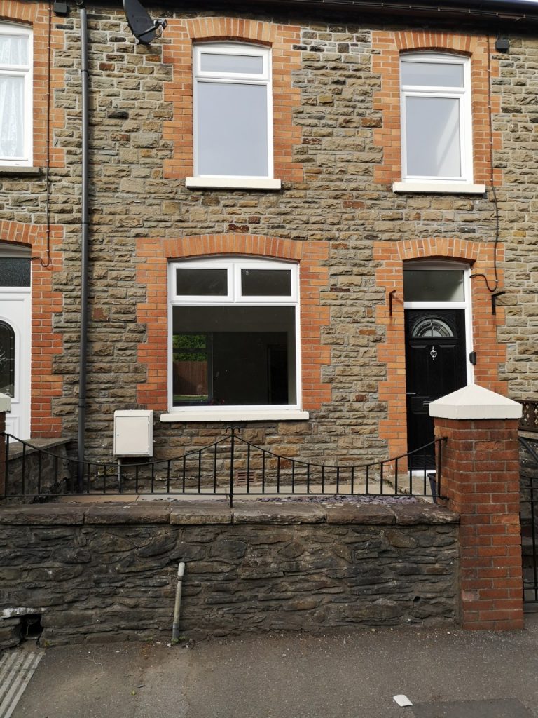 Fantastic Modernised Terraced House to Rent in Blackwood The Online