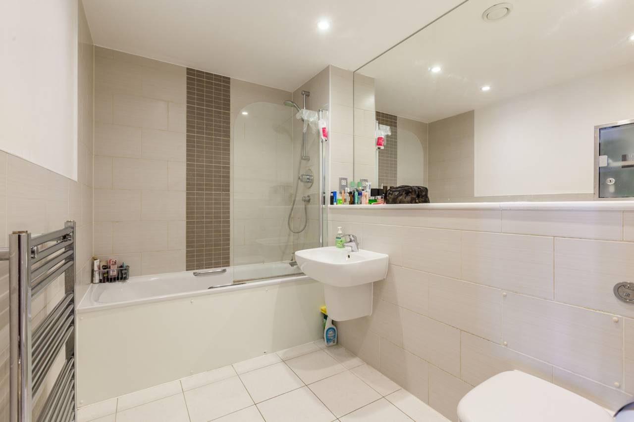 Central London modern 1 bed flat to let in Stockwell / Brixton - The ...