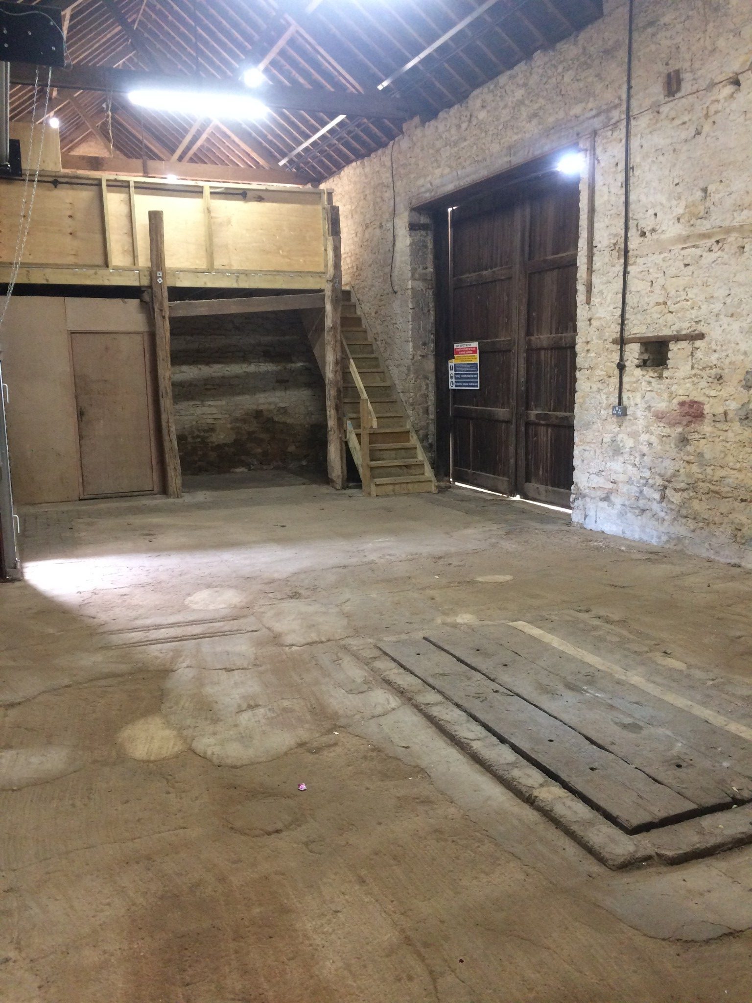 Workshop/Storage to Let in Northampton – 1,410 sq ft - The Online ...