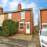 Victorian 2 Bedroom End Terrace for Rent in Wokingham